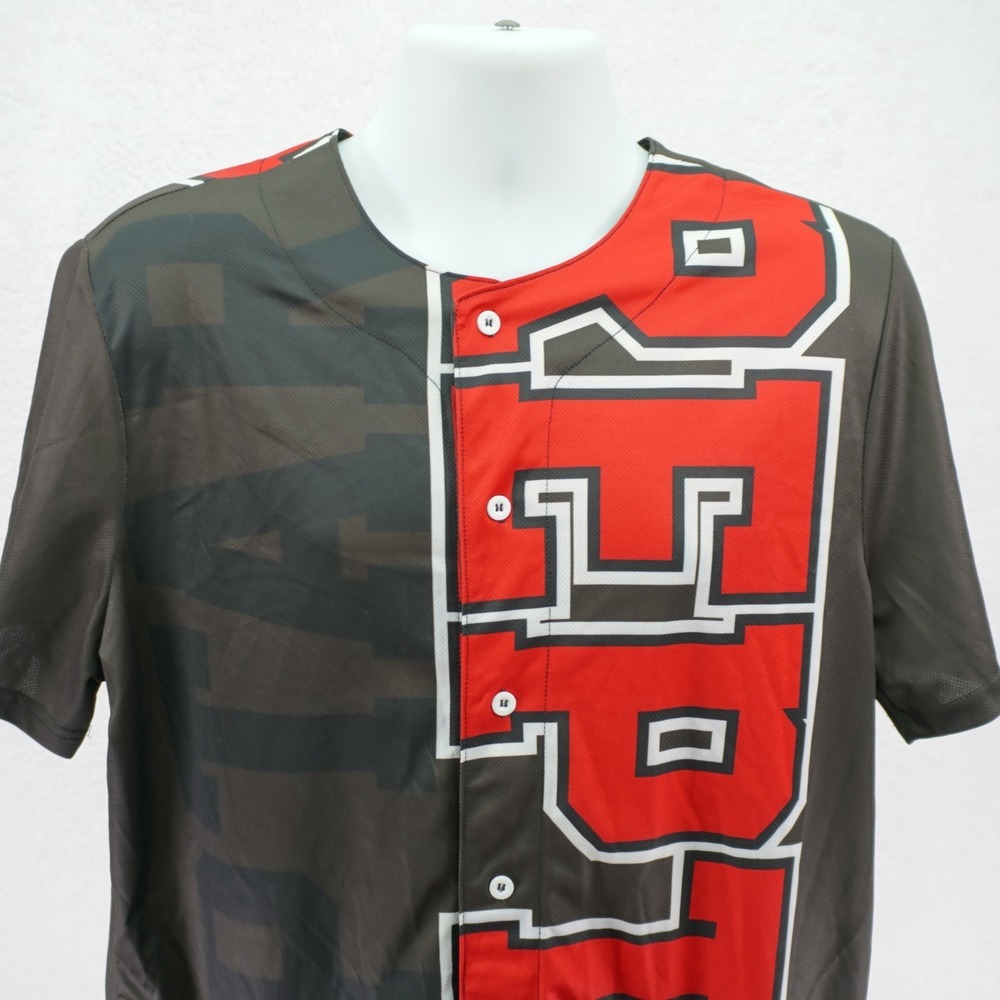 Nickelodeon Black Men's Medium "Reptar Rugrats" Button‎ Front Baseball Jersey